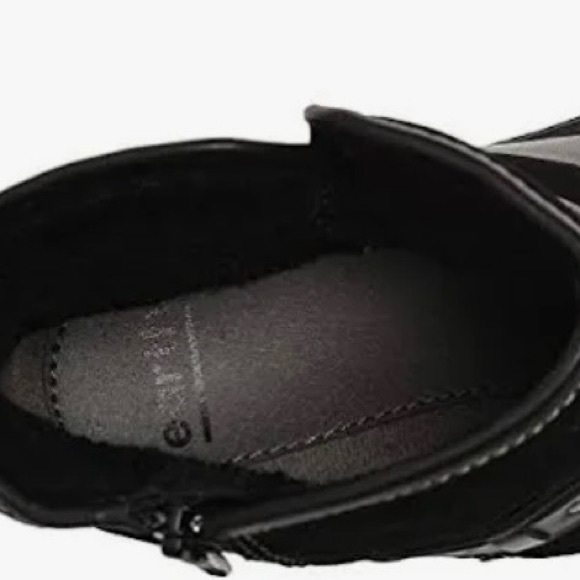 Earth Artistic Onyx Black Leather Ankle Boots / Size 9 - Picture 14 of 14